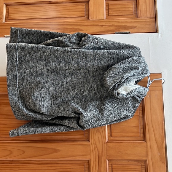 Lulu lemon Mens hoodie - Picture 2 of 3